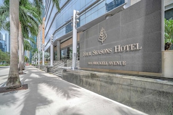 Four Seasons 1Br Suite,1425 Brickell Ave,0 star