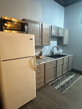 Downtown Lofts,328 3Rd St,0 star