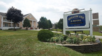 New World Inn,,2 star