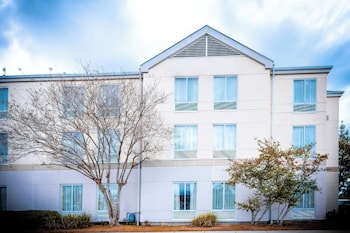 Wyndham Garden New Orleans Airport,,3 star