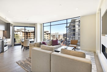 Luxury 2 Br In Canyons Village - Walk To Slopes! By Redawning - Save 20% On 7+ Nights!,2431 West High Mountain Road,4 star