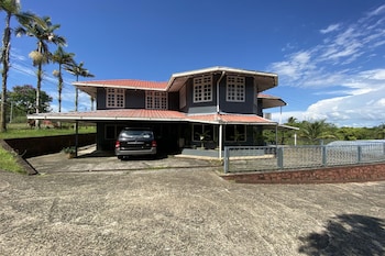 hotel o rb homestay and farms