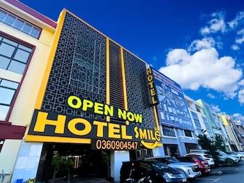smile hotel the mines seri kembangan