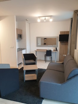 Twenty Business Flats Lille Grand Stade,231 Boulevard De Tournai,3 star