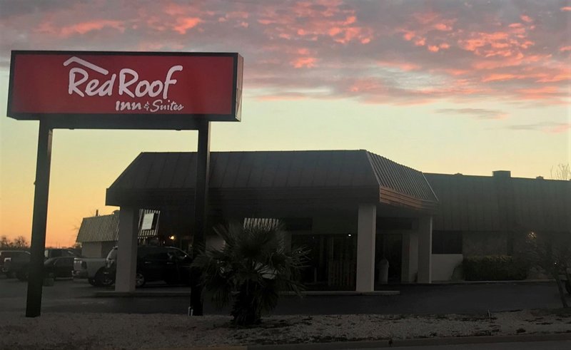 red roof inn and suites san angelo