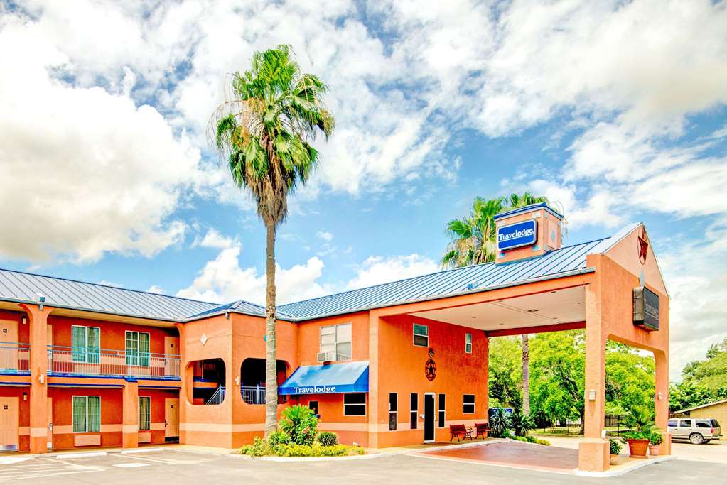 Econo Lodge Inn & Suites Near Lackland Afb,San Antonio>>Bexar County,3 star