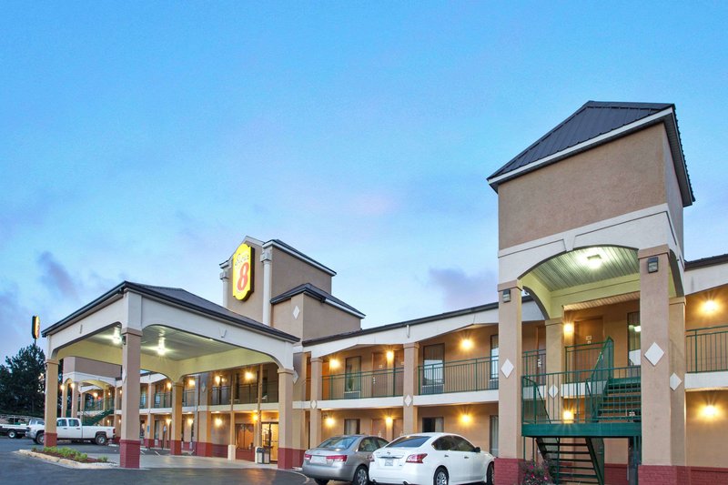 super 8 by wyndham pearl jackson east