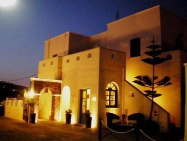Evgenia Villas & Suites By Calm Collection,Fira>>Episkopi Gonias,3 star