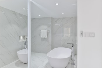 waterfront luxury 3plus1 br in jbr dubai