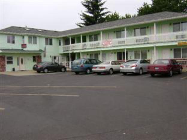 Western Motel,Junction City>>Eugene,2.5 star