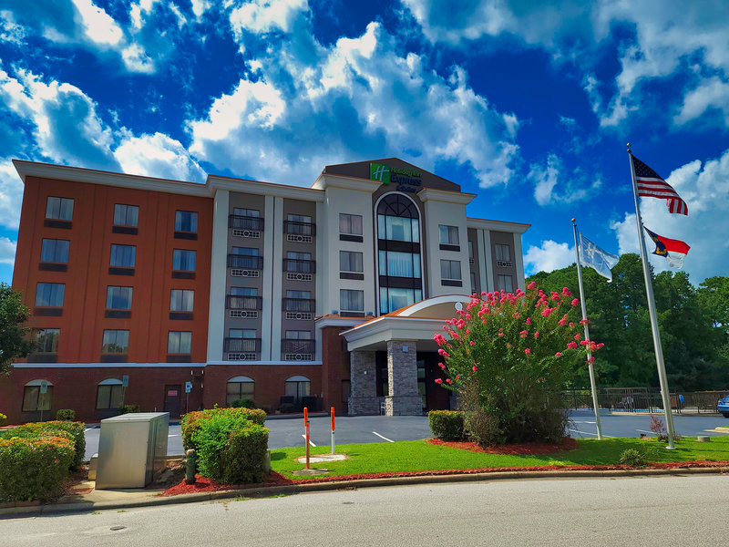 Holiday Inn Express & Suites Wilson-Downtown, An Ihg Hotel,Rocky Mount>>Lucama,2.5 star