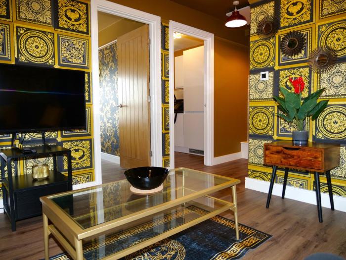 Ultra Deluxe Versace Apartment Near Sheffield,,3 star