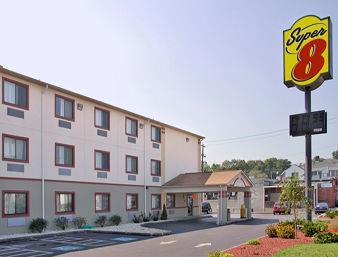 super 8 by wyndham york
