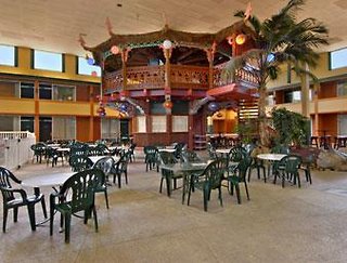 clarion inn and suites and convention center