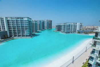 Higuests - District One Residence 15,,0 star