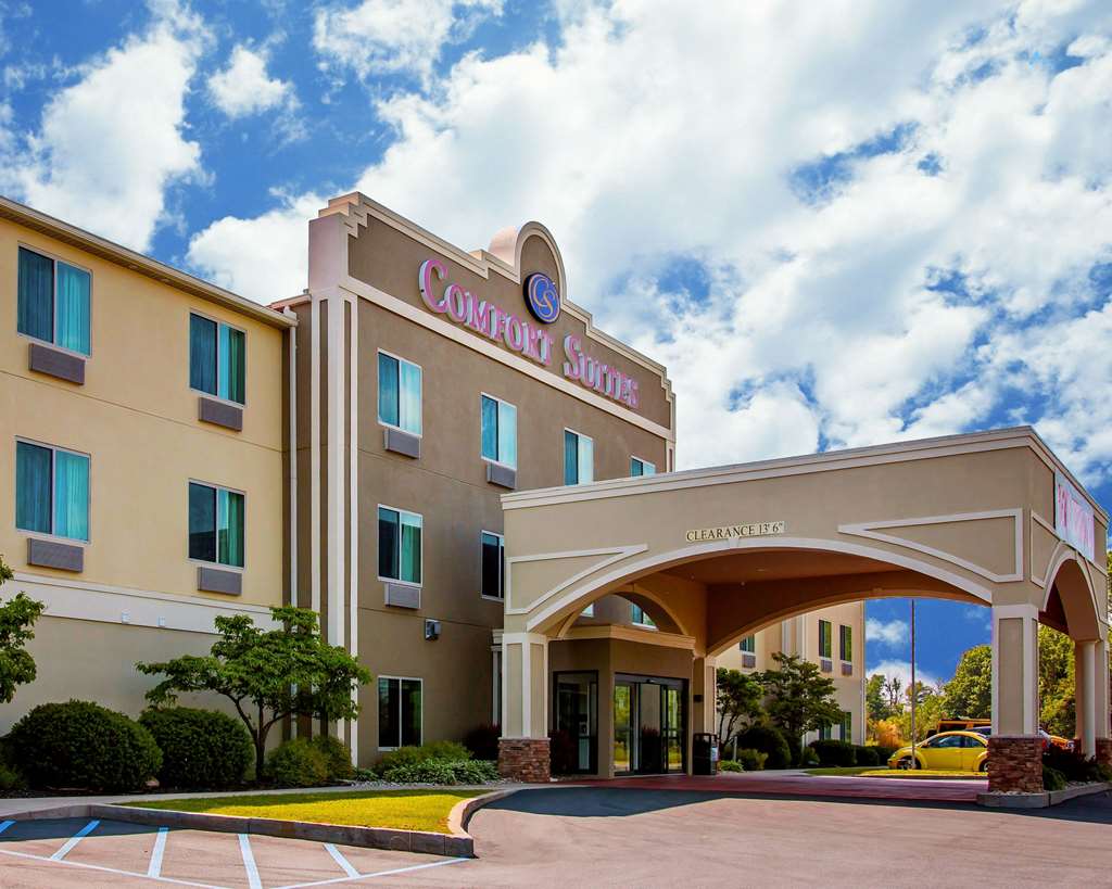 Comfort Suites Benton Harbor - St. Joseph,Benton Harbor>>Benton Charter Township,3 star