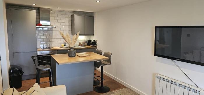 Modern Peaceful Open Plan 1-Bed Apartment Rutland,,3 star