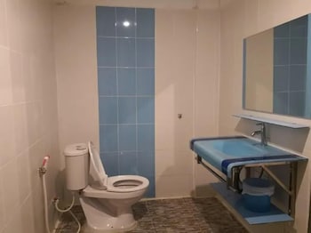 Ruen Bua Resident,,2 star