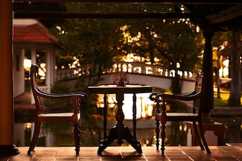 Coconut Lagoon - Cgh Earth,Kavanattinkara,5 star