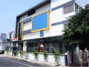 rest inn skr a petrichor hotel