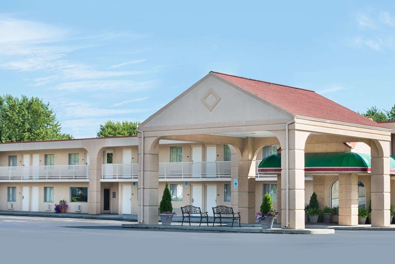 Baymont By Wyndham Sandusky,Sandusky>>Cleveland,3 star