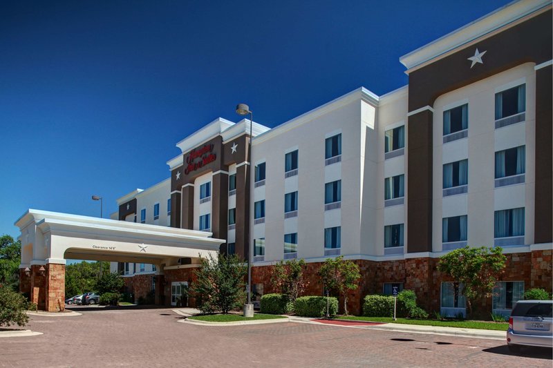 Hampton Inn & Suites Boerne,San Antonio>>Boerne,2.5 star