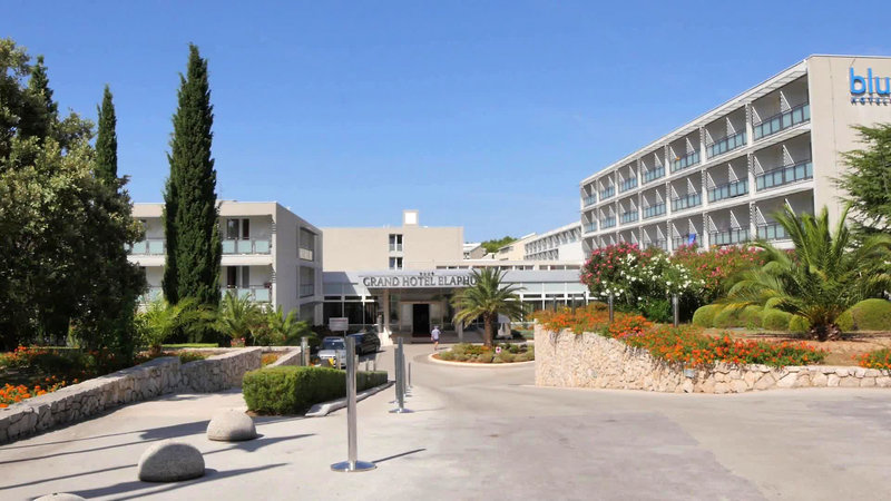 Bluesun Hotel Elaphusa,Brac Island>>Bol,4 star