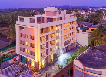 hotel aaradhya crown