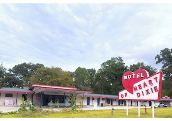 Hotel O Heart Of Dixie Dadeville Al Hwy 280,,2 star
