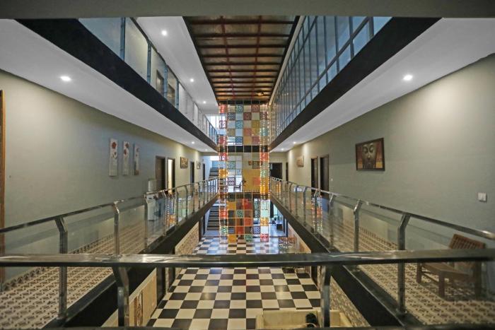 super hotel o heart beat hotel