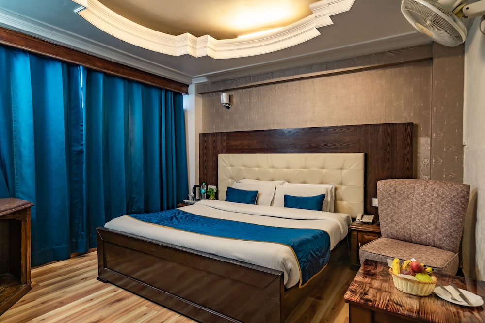 ashiana clarks inn shimla