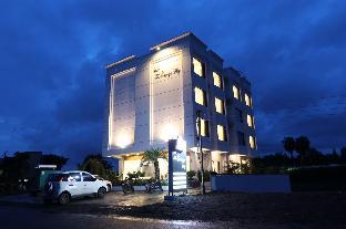 the orange flag renuka hotel