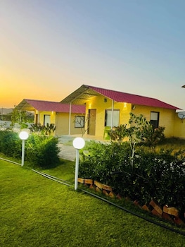 S K Pushkar Resort,,3 star