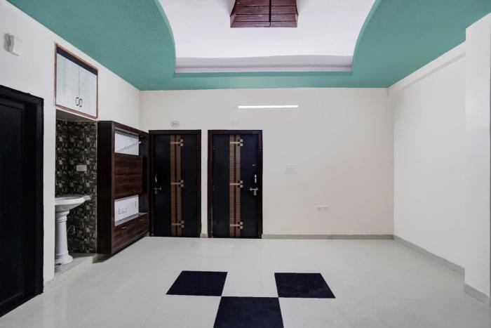 Hotel O Rudra Palace,,3 star