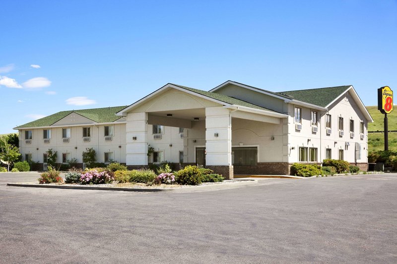 Super 8 By Wyndham Big Timber,Livingston>>Big Timber,2 star