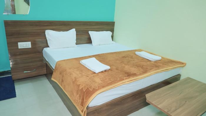 Kanishka Palace,,3 star