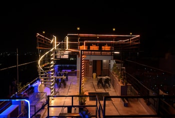 Moon Night Guest House,,3 star