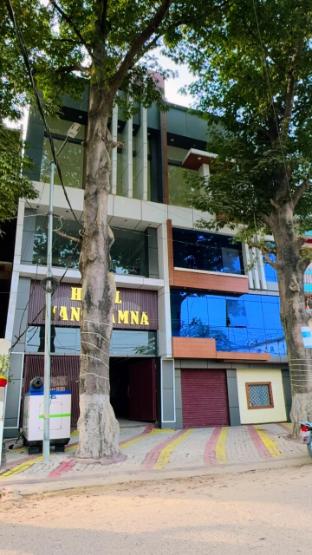 hotel manokamna