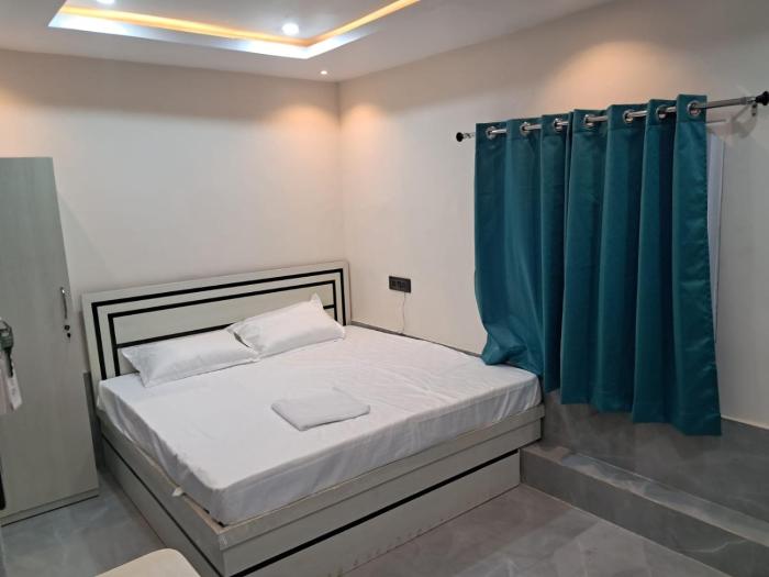 Rameshwaram Guest House,,5 star