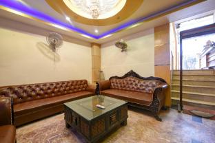 hotel royal stay near delhi airport