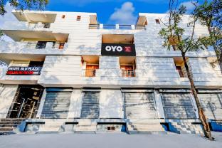 Hotel O Blu Plaza,,3 star