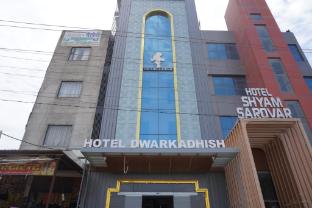 Hotel Dwarkadhish,,3 star