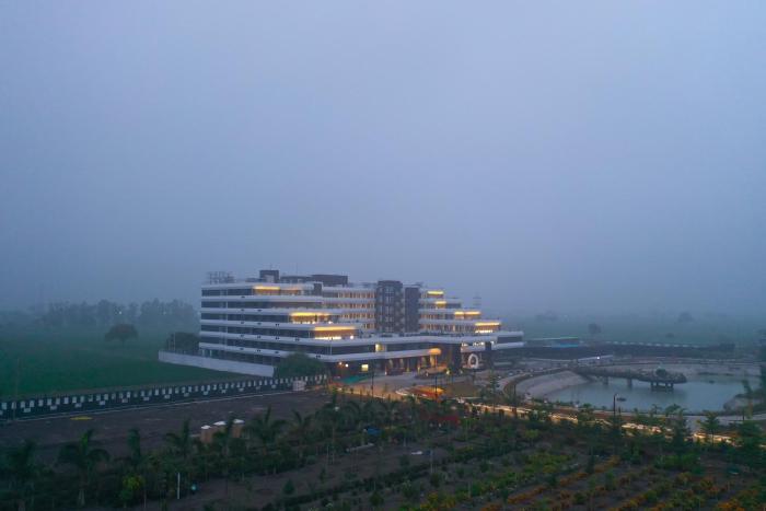 Golden Yug By Ss,,0 star