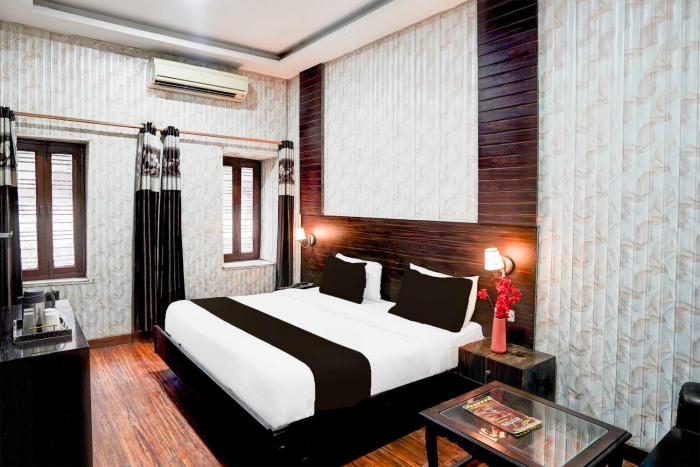 Collection O Lohiyapuram Near Dehradun Railway Station,,3 star