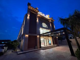 anandi bhawan by pandora vrindavan