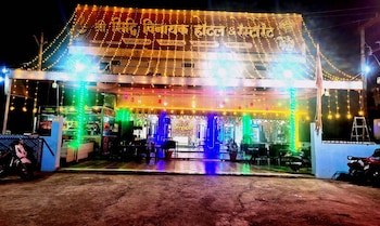 Shree Siddhi Vinayak Hotel & Restaurant,,3 star