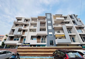 hotel bay premium puri