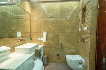 Gajraula Sukhdev Dhaba & Resort,,3 star