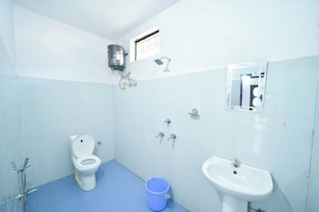 Hotel Vasuki,,3 star