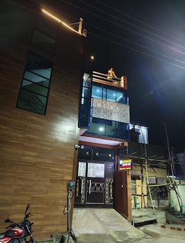 Pushpanjali Grand Inn,,3 star